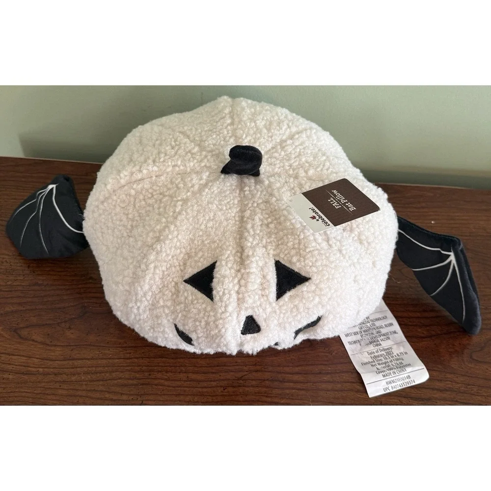 Fall Halloween‎ Bat Pumpkin Shaped w/ Bat Wings Decortive Pillow 11